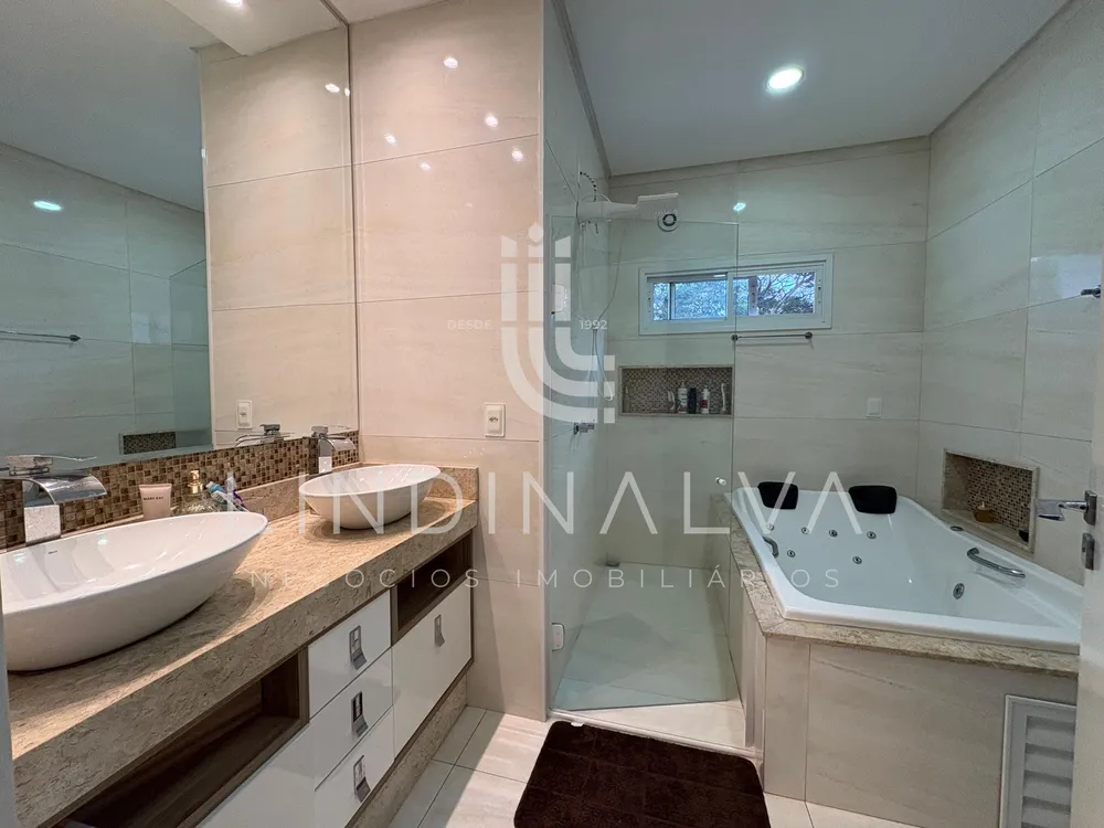 Sobrado, 3 quartos, 303 m² - Foto 9