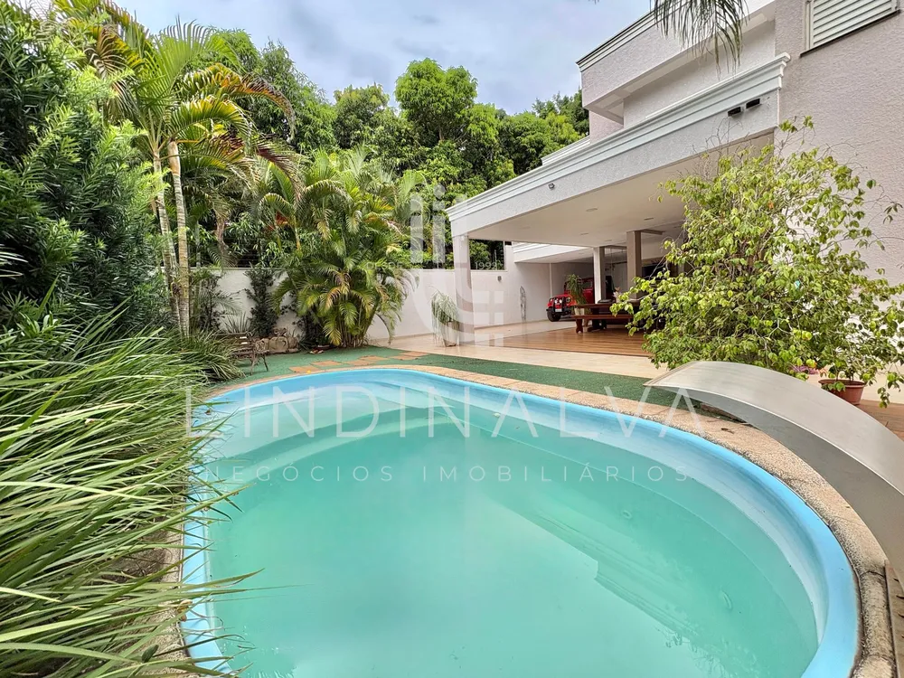 Sobrado, 3 quartos, 303 m² - Foto 2