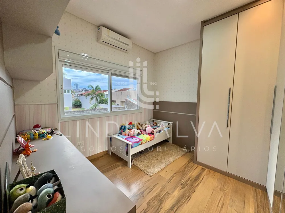 Sobrado, 3 quartos, 303 m² - Foto 12