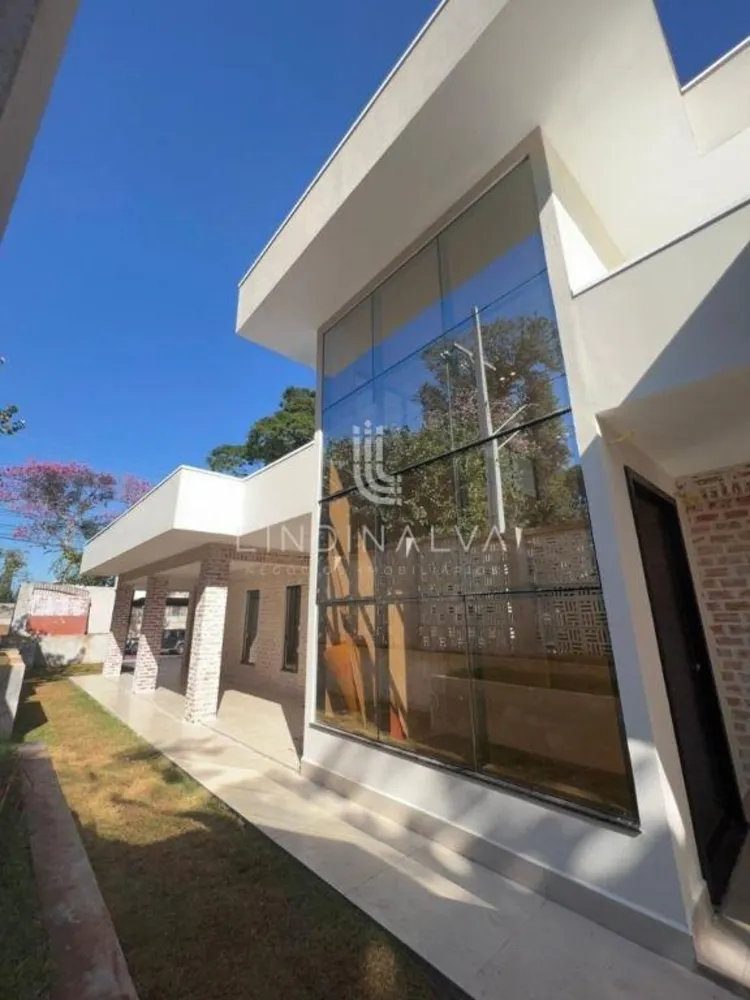 Casa, 3 quartos, 226 m² - Foto 2