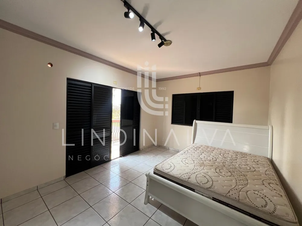 Sobrado, 3 quartos, 318 m² - Foto 13