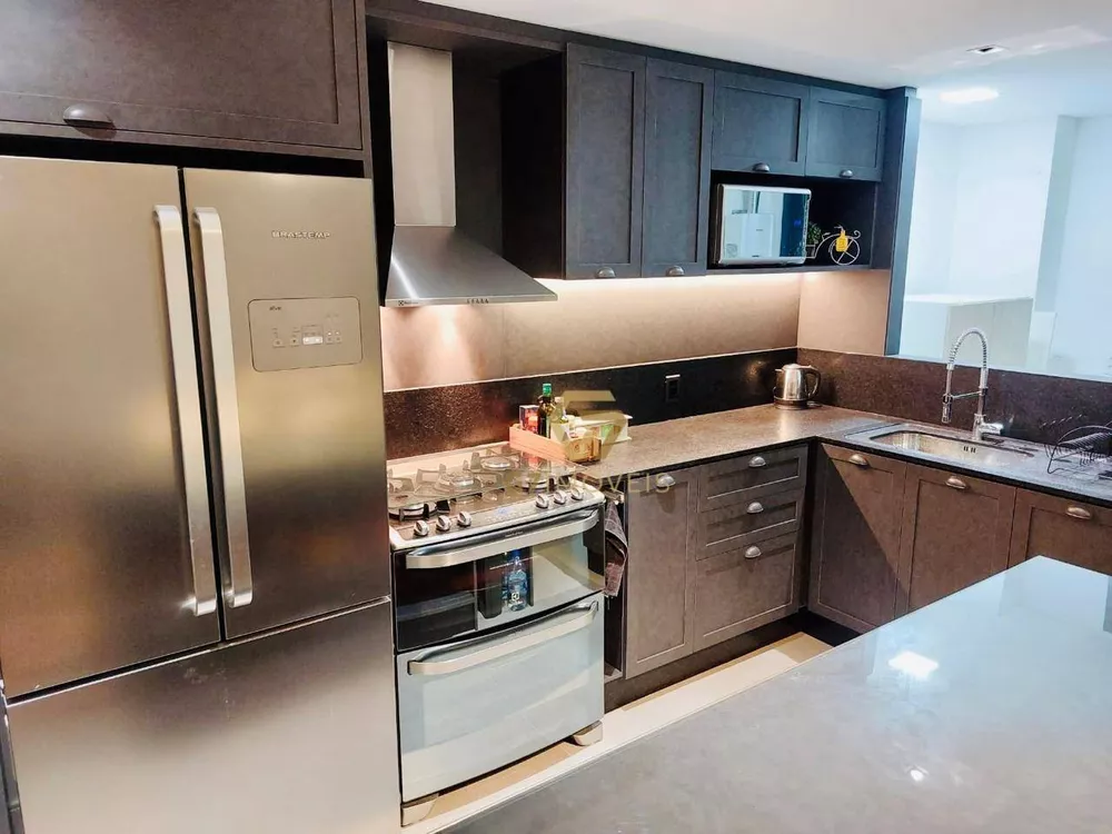 Apartamento, 3 quartos, 213 m² - Foto 1