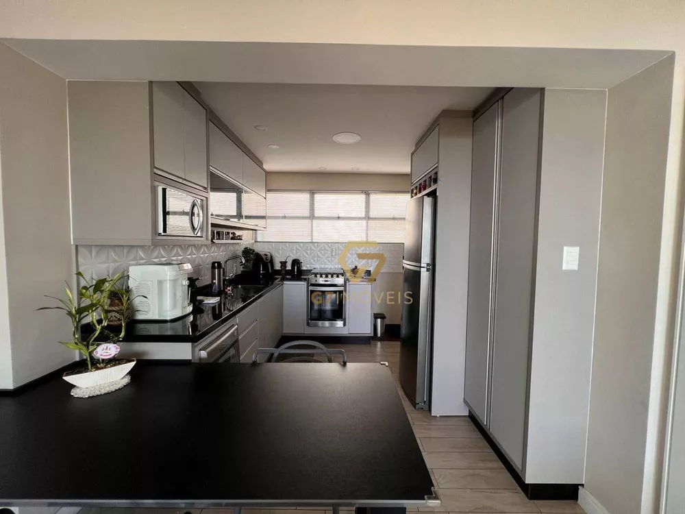 Apartamento, 3 quartos, 135 m² - Foto 2