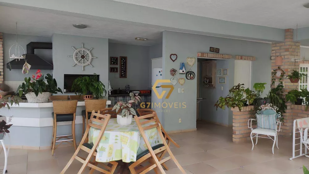 Casa, 5 quartos, 340 m² - Foto 1