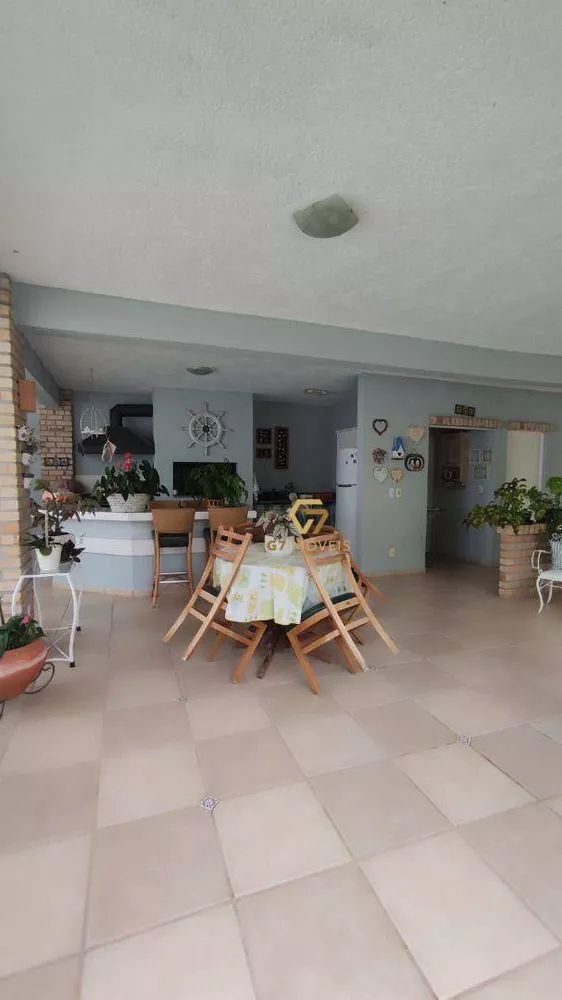 Casa, 5 quartos, 340 m² - Foto 2