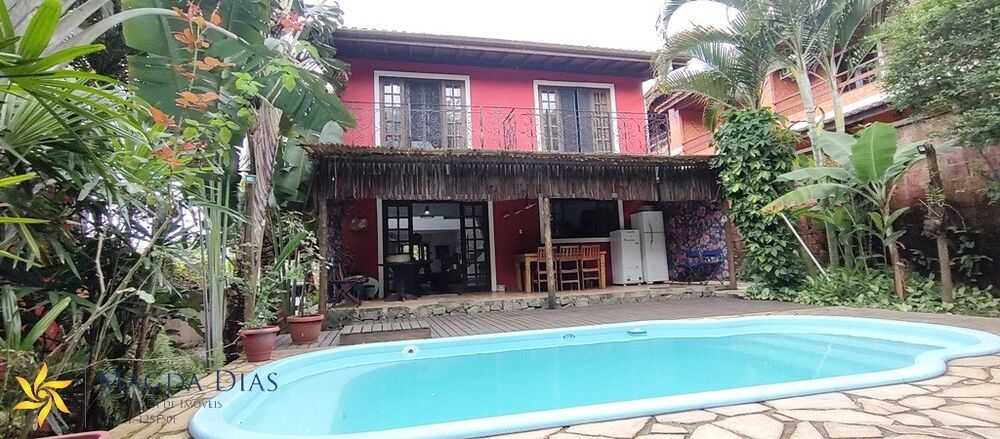 Casa, 4 quartos, 246 m² - Foto 1