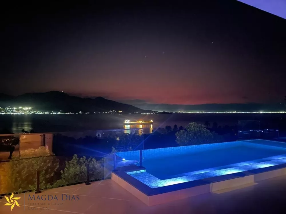 Casa, 6 quartos, 311 m² - Foto 1