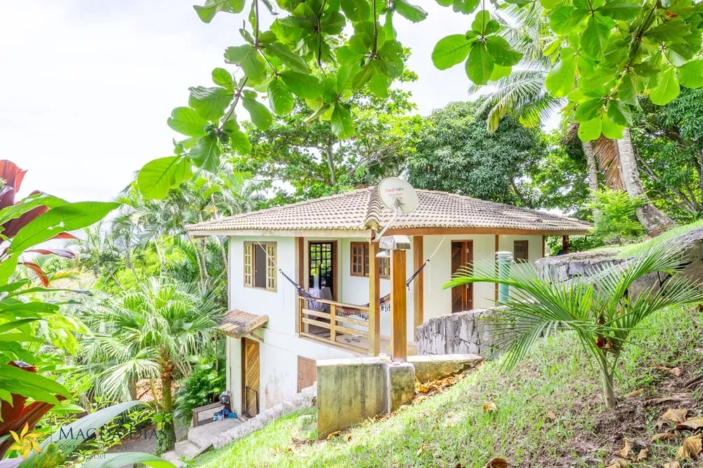Casa, 6 quartos, 328 m² - Foto 1