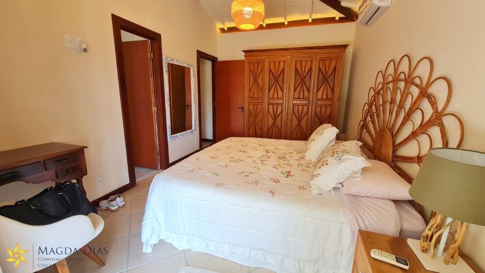 Casa à venda com 4 quartos, 300m² - Foto 29