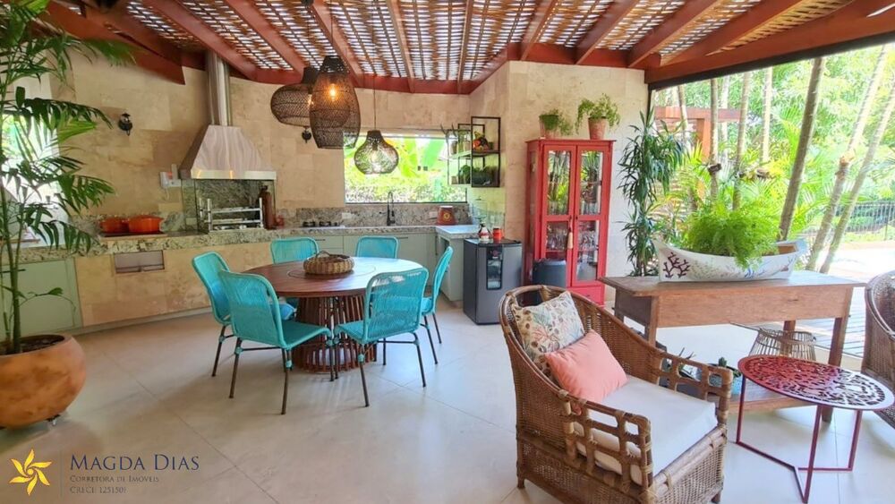 Casa à venda com 4 quartos, 300m² - Foto 14