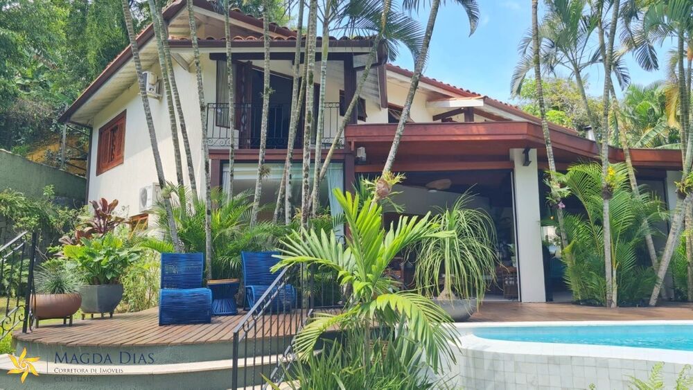 Casa à venda com 4 quartos, 300m² - Foto 4
