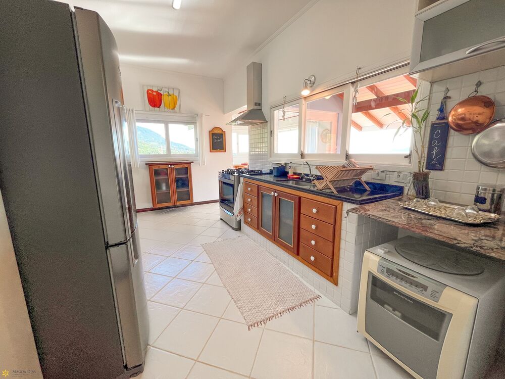 Casa, 4 quartos, 250 m² - Foto 23