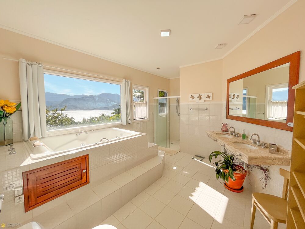 Casa, 4 quartos, 250 m² - Foto 31