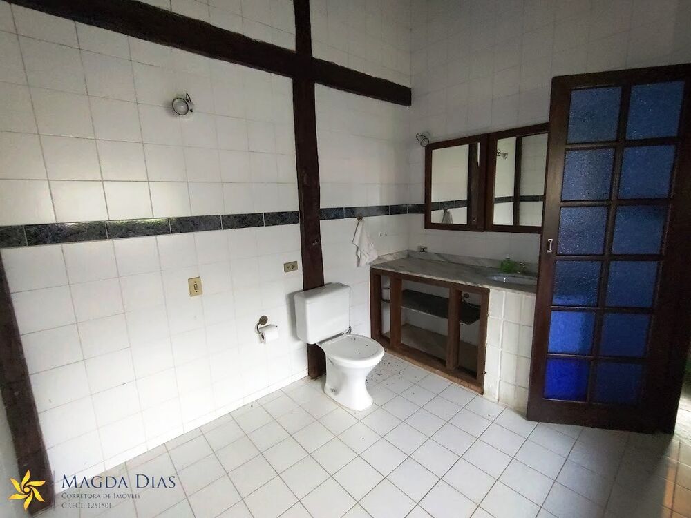 Casa à venda com 3 quartos, 226m² - Foto 12