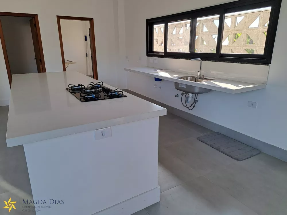 Casa à venda com 5 quartos, 312m² - Foto 12