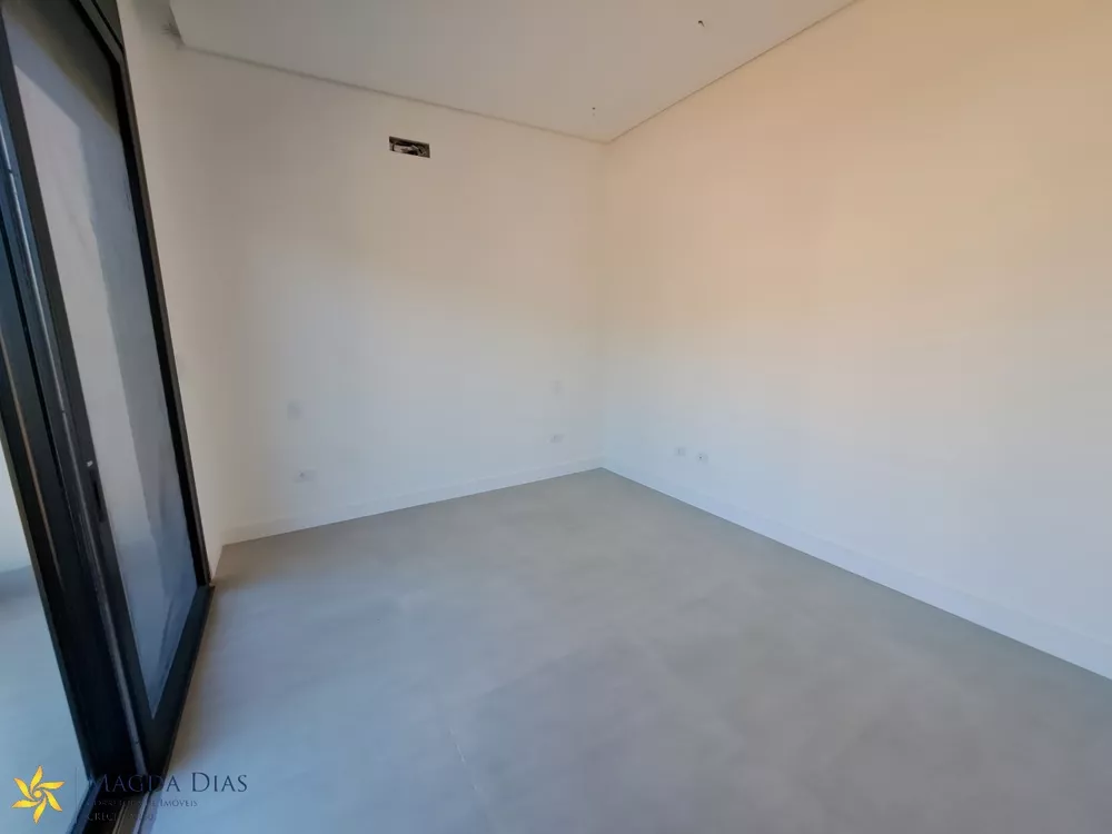 Casa à venda com 5 quartos, 312m² - Foto 21