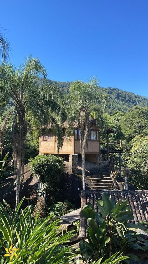 Casa, 5 quartos, 254 m² - Foto 1