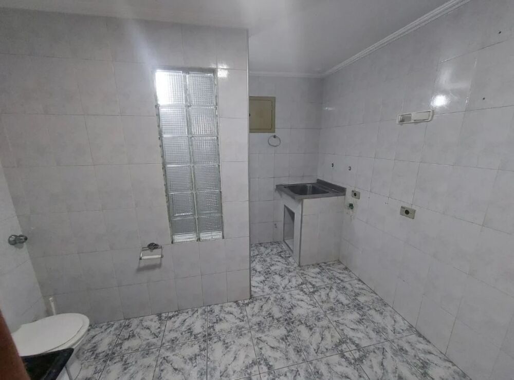 Casa à venda com 6 quartos, 238m² - Foto 6