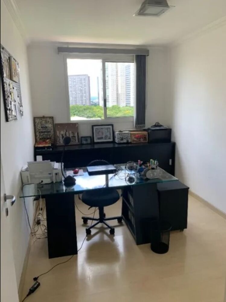 Apartamento à venda com 3 quartos, 107m² - Foto 2