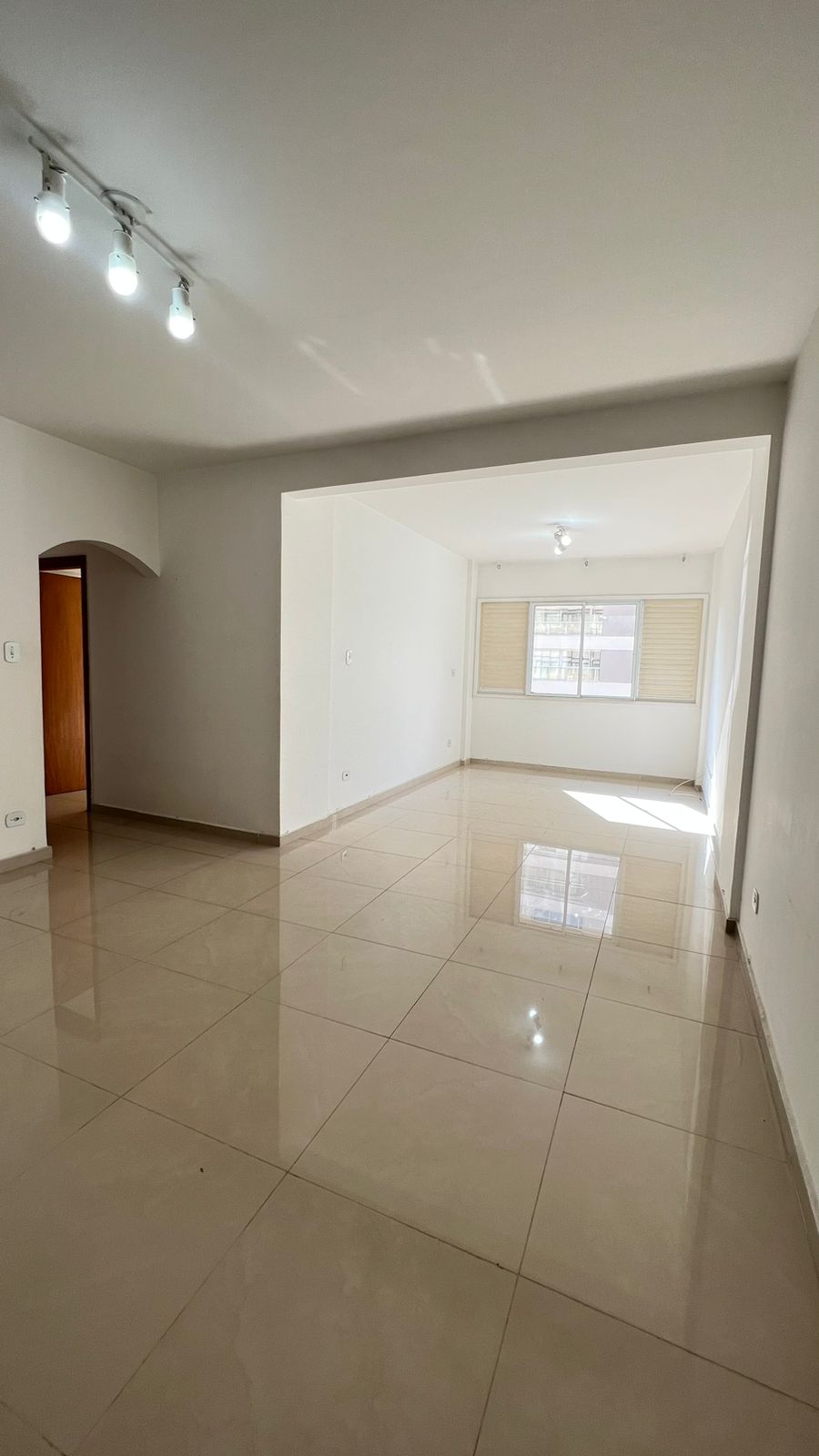 Apartamento à venda com 2 quartos, 78m² - Foto 12