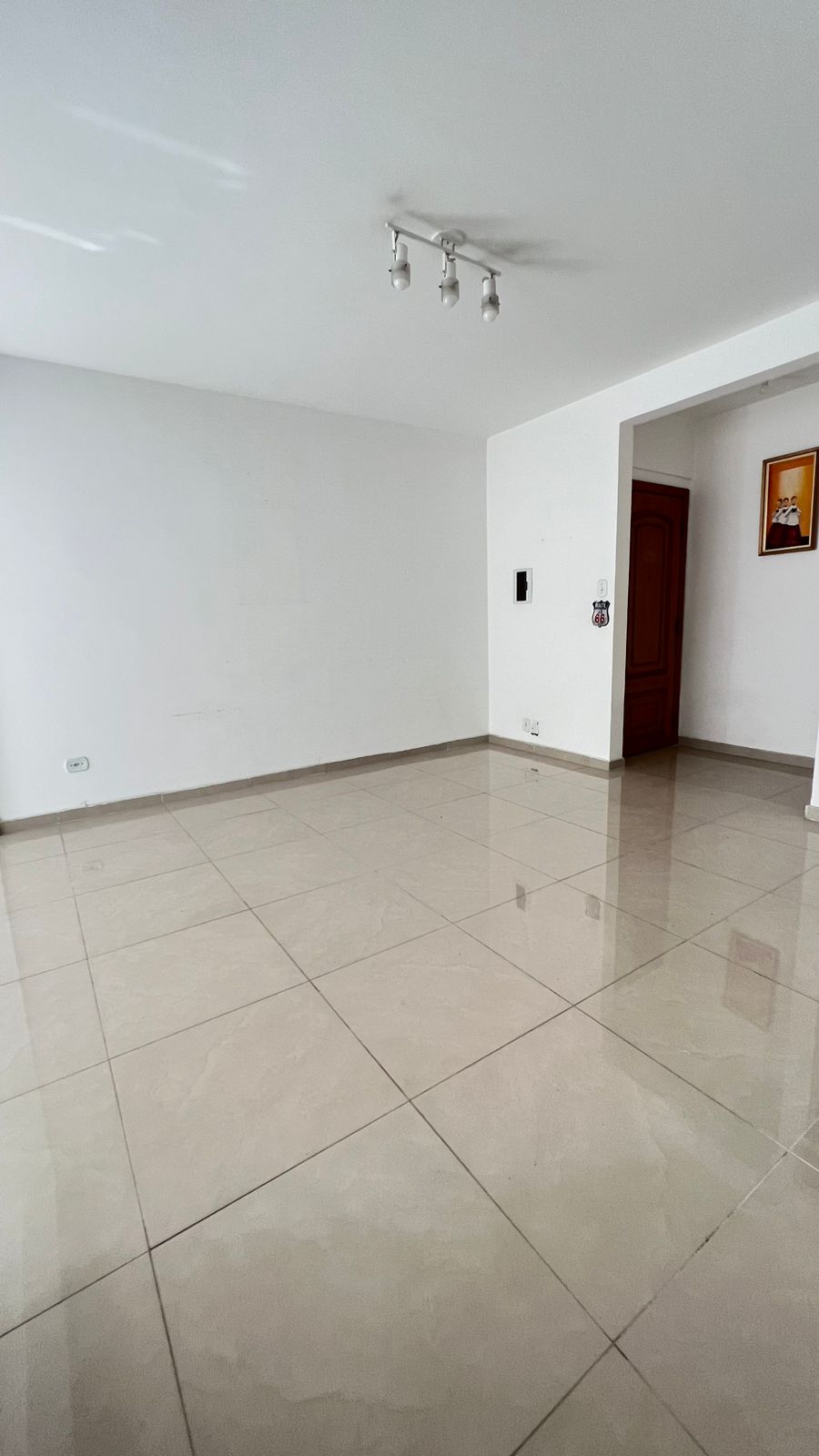 Apartamento à venda com 2 quartos, 78m² - Foto 5