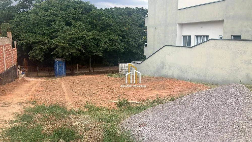 Loteamento e Condomínio, 300 m² - Foto 1