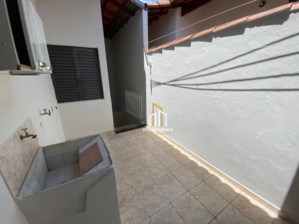 Casa, 3 quartos, 180 m² - Foto 1