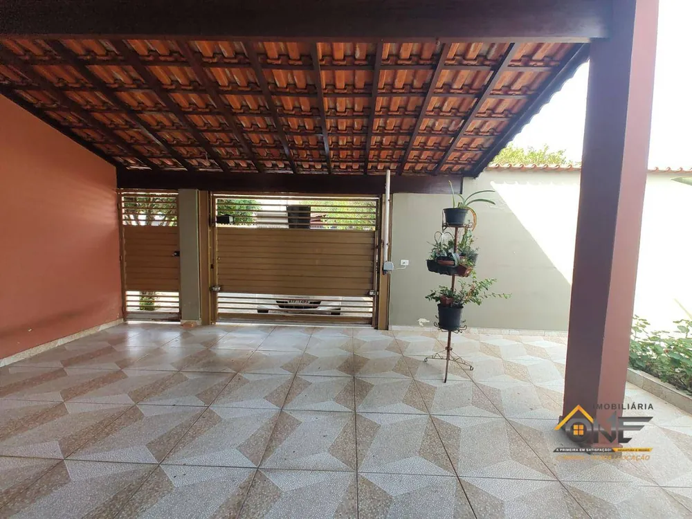 Casa, 3 quartos, 132 m² - Foto 2