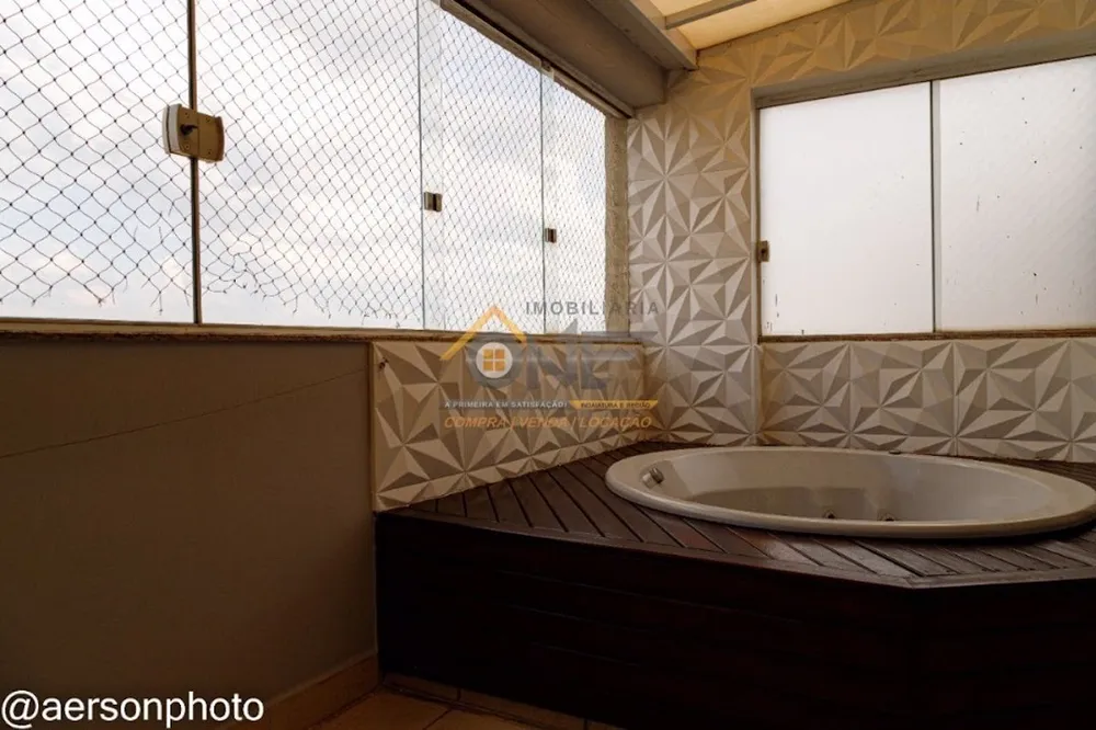 Apartamento, 3 quartos, 260 m² - Foto 2