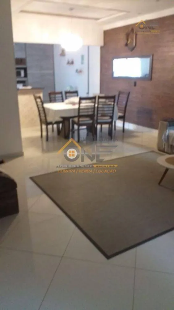 Casa, 3 quartos, 220 m² - Foto 14