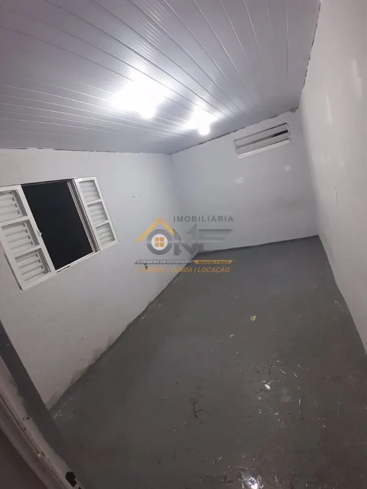 Casa, 5 quartos, 214 m² - Foto 1