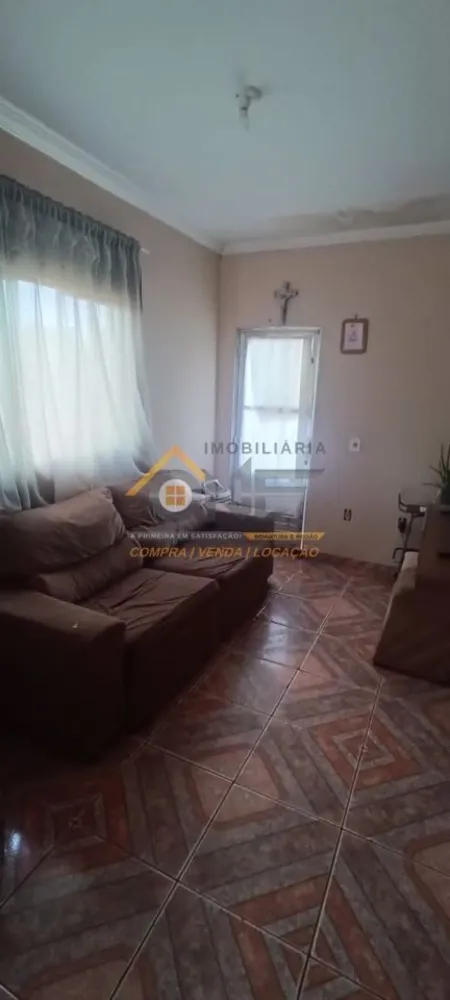 Chácara, 2 quartos, 1067 m² - Foto 2
