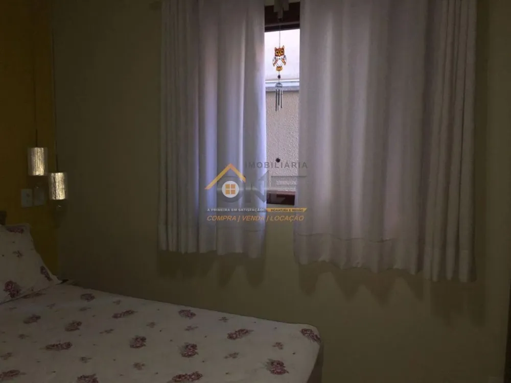 Casa, 3 quartos, 220 m² - Foto 1