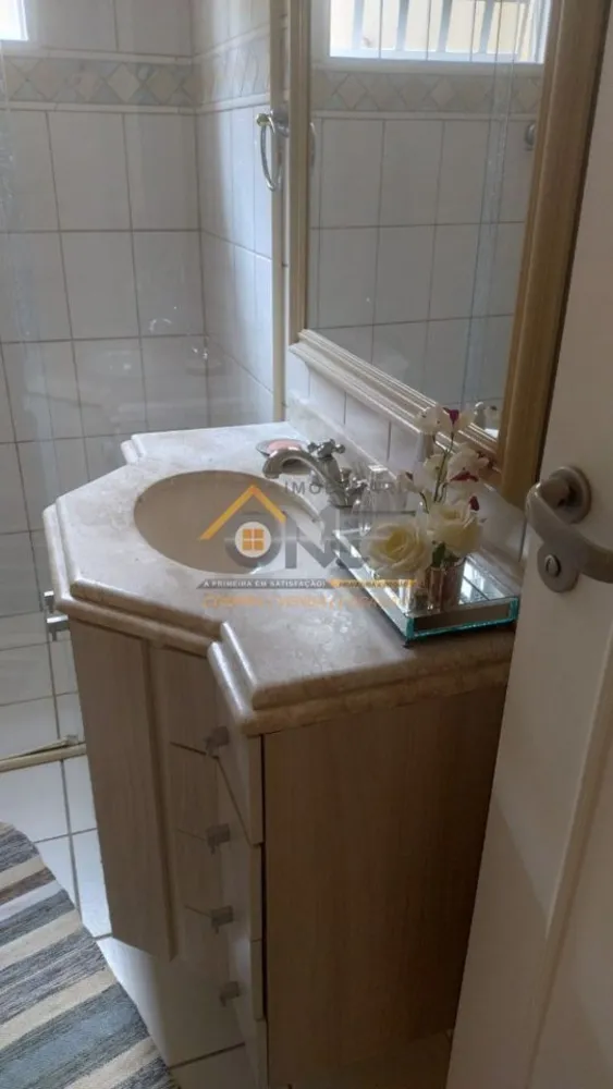 Casa, 4 quartos, 251 m² - Foto 2