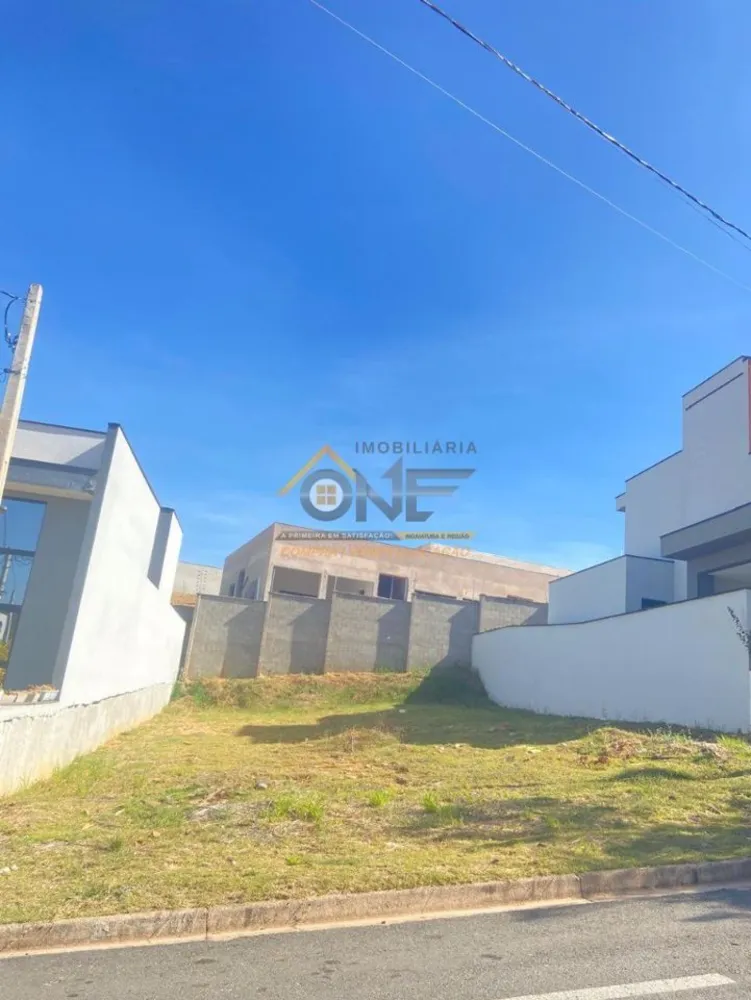 Loteamento e Condomínio, 300 m² - Foto 1
