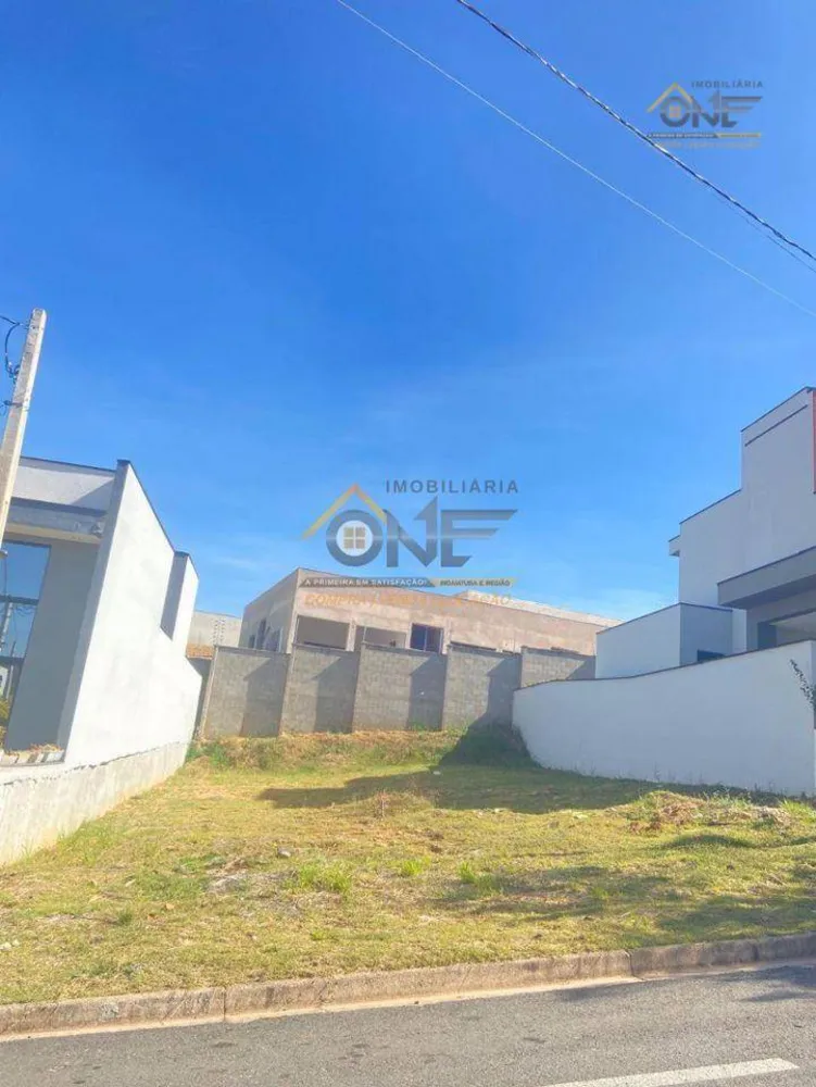 Loteamento e Condomínio, 300 m² - Foto 1