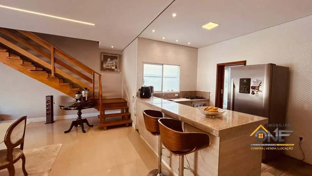Sobrado, 4 quartos, 225 m² - Foto 3