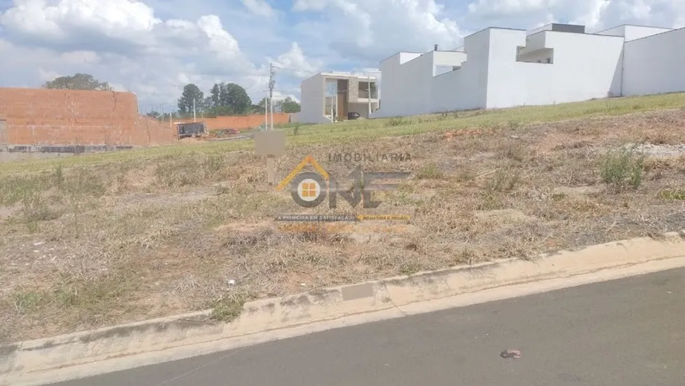 Loteamento e Condomínio, 300 m² - Foto 1