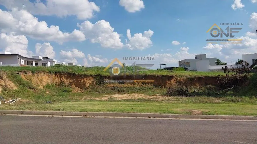 Loteamento e Condomínio, 1000 m² - Foto 1