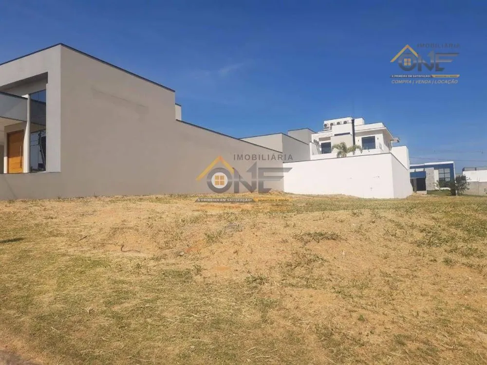 Loteamento e Condomínio, 300 m² - Foto 1