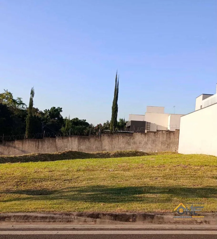 Loteamento e Condomínio, 332 m² - Foto 1