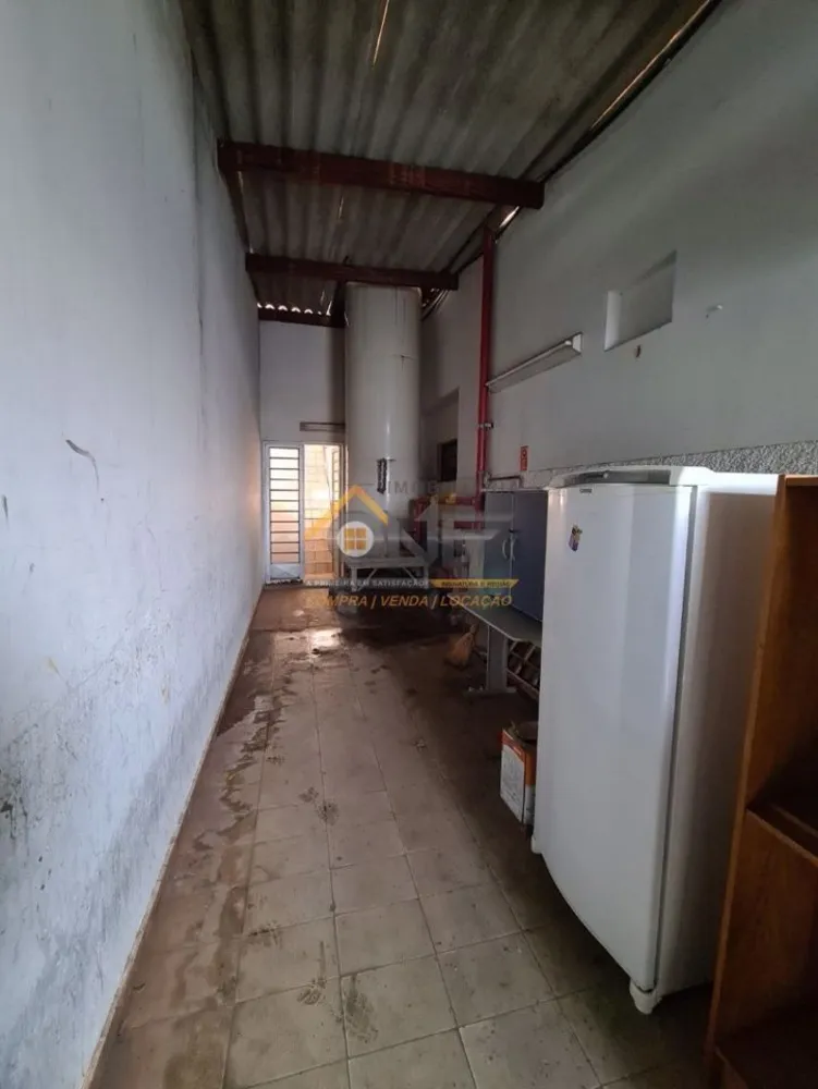 Loja-Salão, 1358 m² - Foto 1