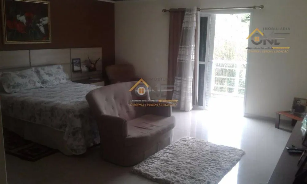 Casa, 3 quartos, 240 m² - Foto 11