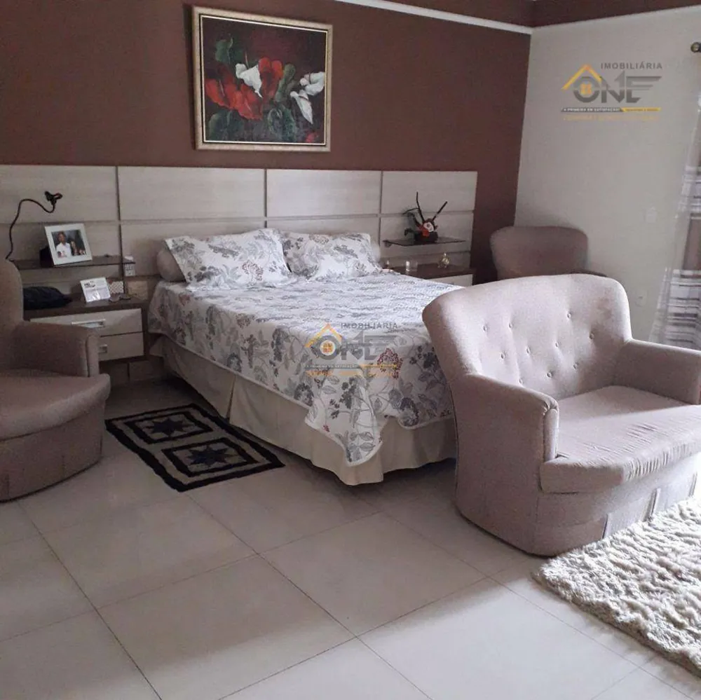 Casa, 3 quartos, 240 m² - Foto 12