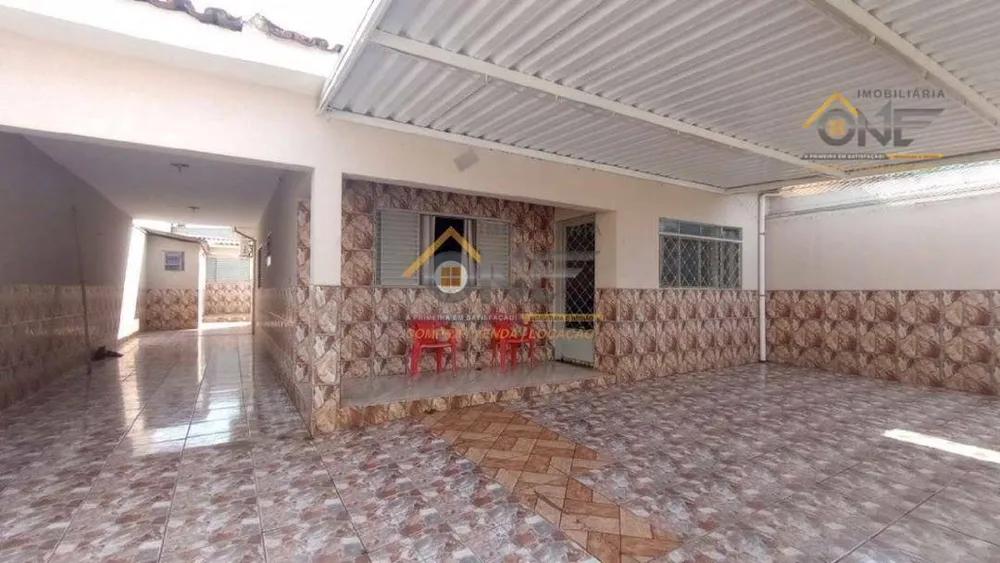 Casa, 4 quartos, 157 m² - Foto 1