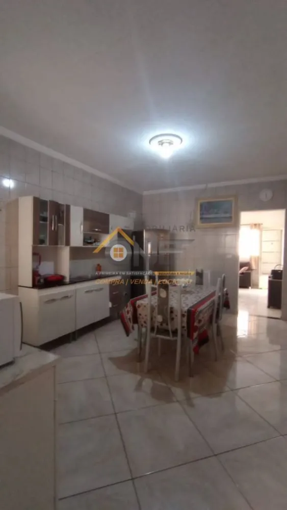 Casa, 4 quartos, 157 m² - Foto 2