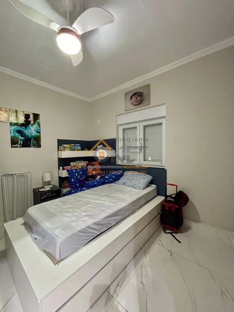 Casa, 3 quartos, 230 m² - Foto 3