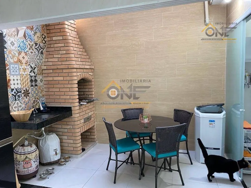 Casa, 3 quartos, 183 m² - Foto 1