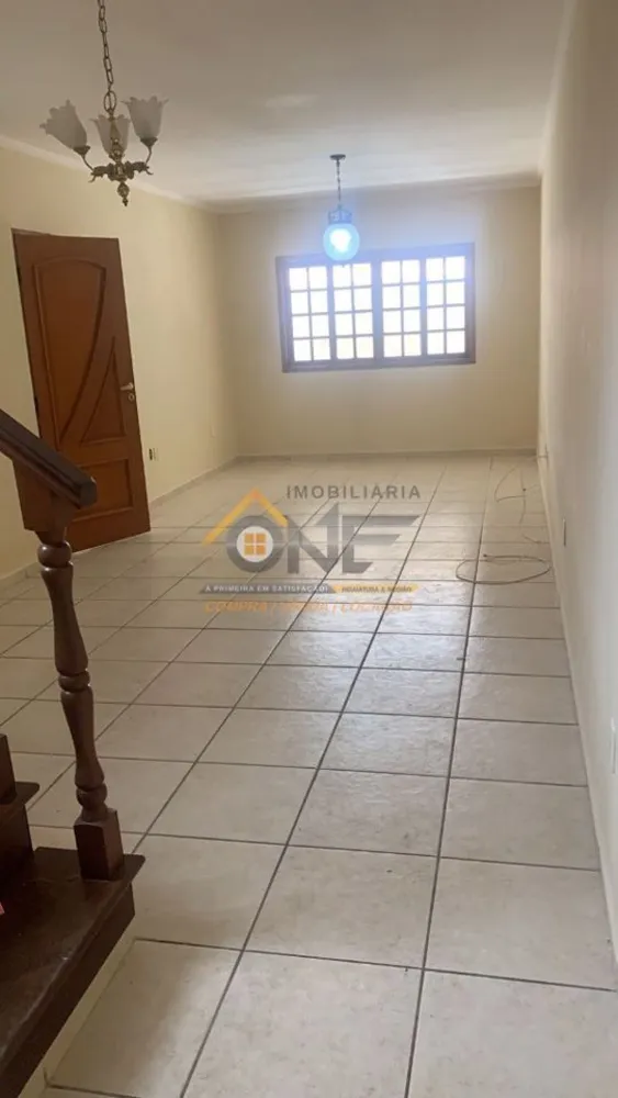 Casa, 3 quartos, 160 m² - Foto 2