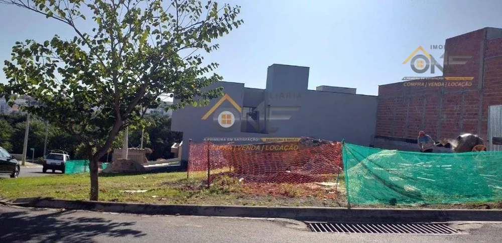 Loteamento e Condomínio, 250 m² - Foto 1